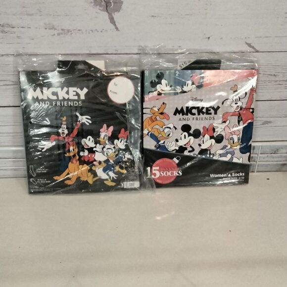 NWT: "Disney" woman's socks  - Picture 4 of 8